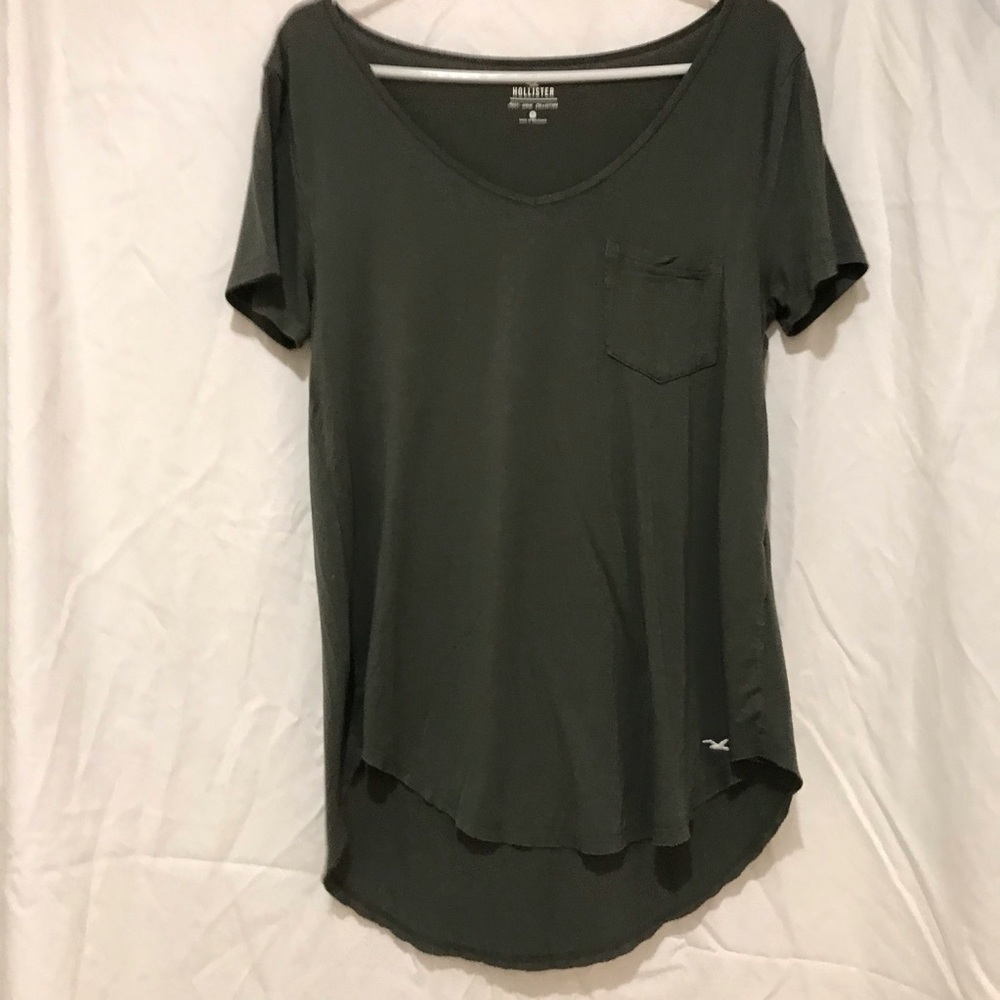 Hollister t-shirt